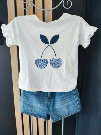 8 ans ensemble été teeshirt Okaïdi et short en jean kiabi