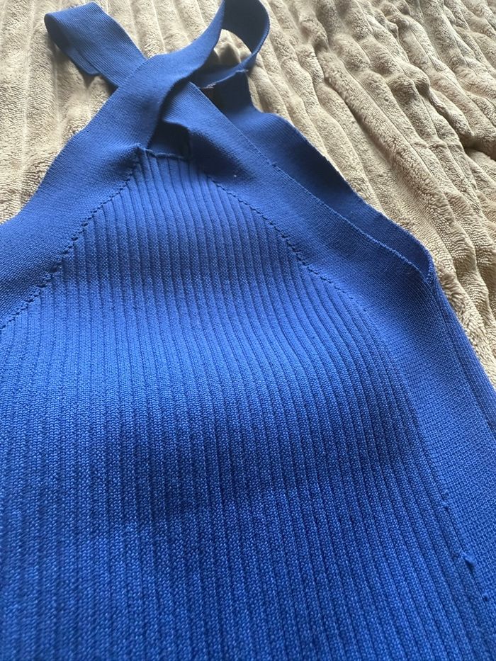 Robe bleu moulante - photo numéro 2