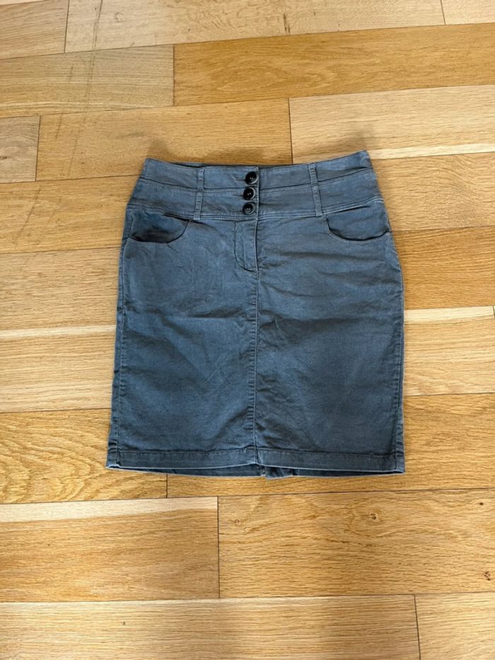 Mini jupe droite Benetton en velours gris – Taille 40 IT (équiv. 36 FR)