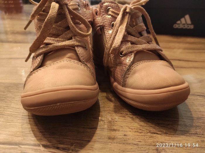 Chaussure montante - photo numéro 2