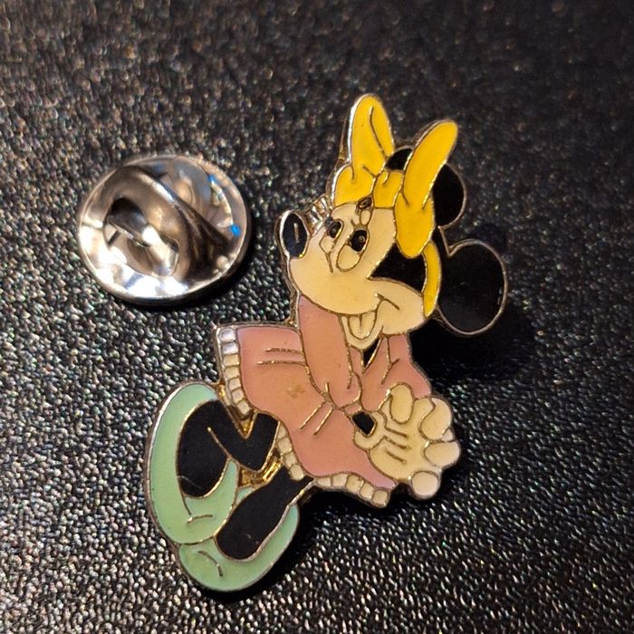 Minnie de Mickey w. Disney pins 34mm métal générique