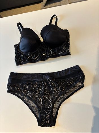 Ensemble lingerie noir