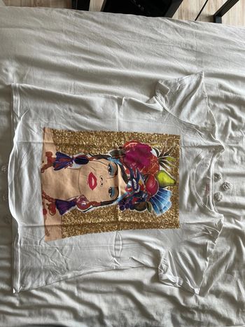 Tee shirt