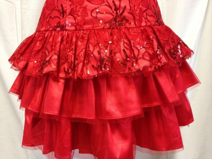 🌻 Robe rouge neuve de boutique Parisienne 🌻 - photo numéro 5