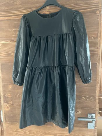 Robe simili cuir noir