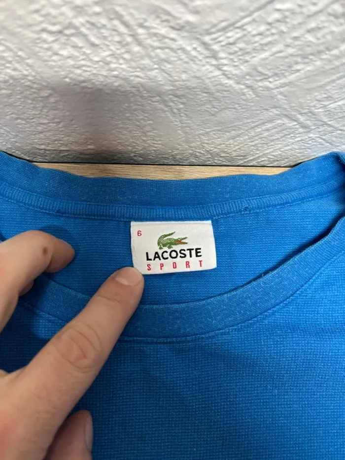 Lot de 2 T-shirts Lacoste - couleur, bleue et rouge - photo numéro 5