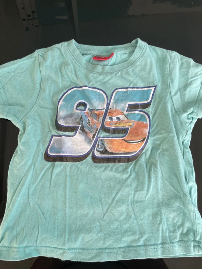 T-shirt Disney, en taille quatre ans - photo numéro 3