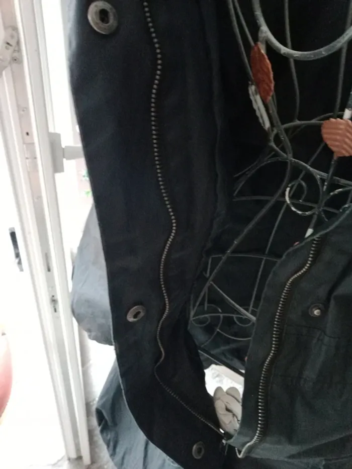 Manteau noir - photo numéro 7
