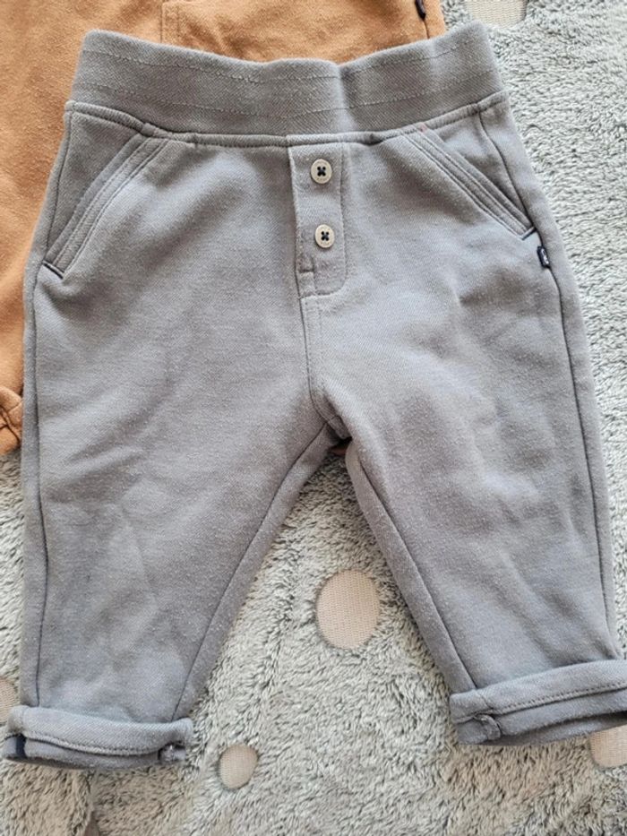 Lot de 2 pantalons 6 mois - photo numéro 2