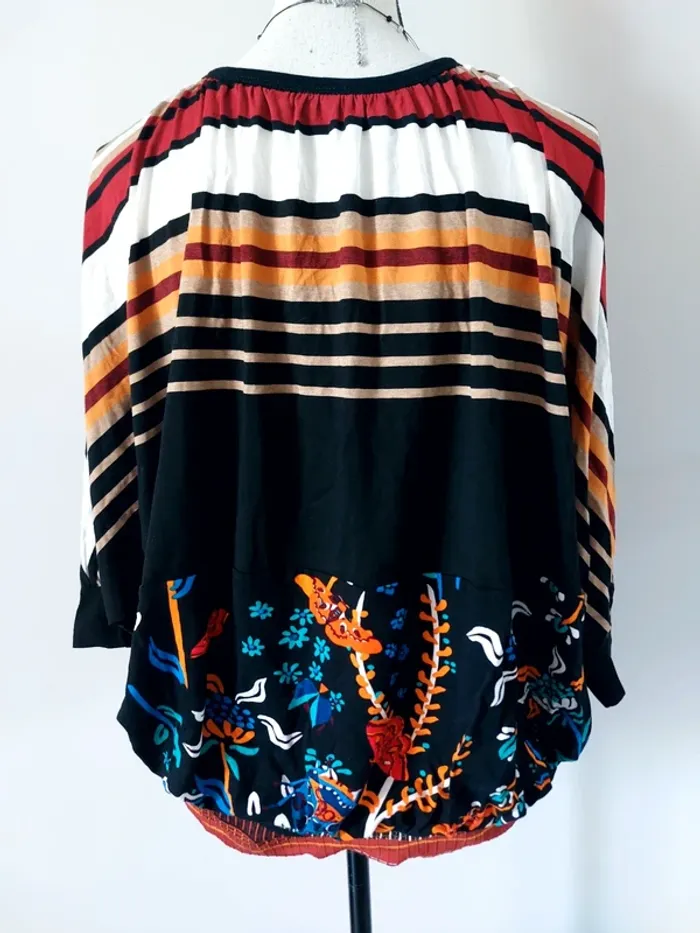 Haut Desigual - photo numéro 5