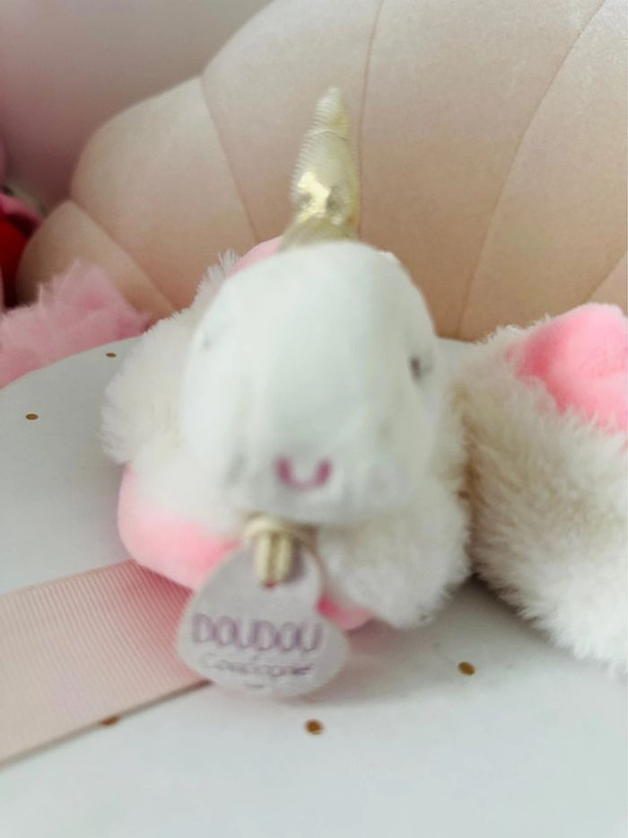 Chaussons doudou licorne bébé - photo numéro 4
