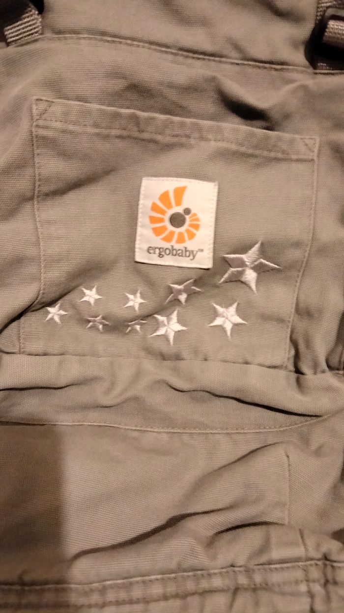 Porte bébé - photo numéro 3