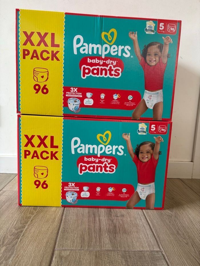 192 couches Pampers baby dry pants taille 5