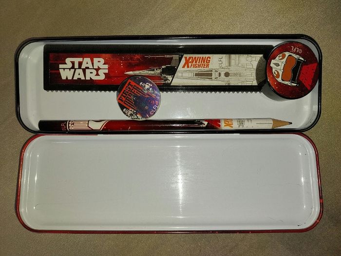 Plumier métal trousse garnie Star Wars - photo numéro 2