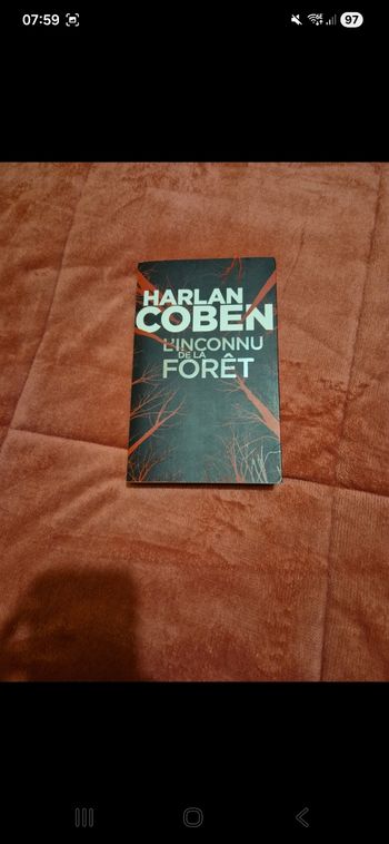 L'inconnu de la forêt 