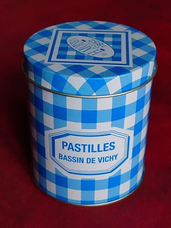Ancienne boite de pastilles de vichy vide pour collectionneur ( n°5)