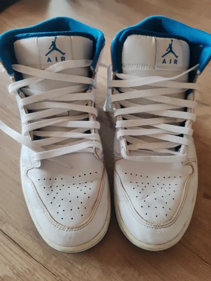 Baskets Nike Jordan 1 hautes