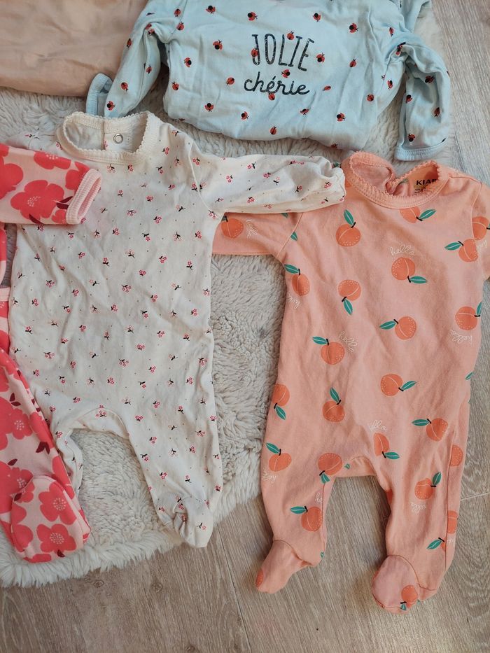 Lot de 7 pyjamas - photo numéro 2