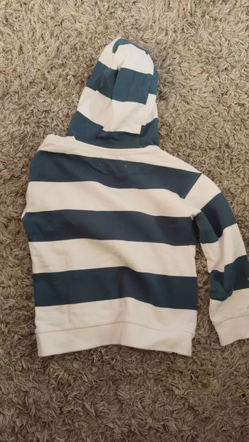 Lot de chemise et pull