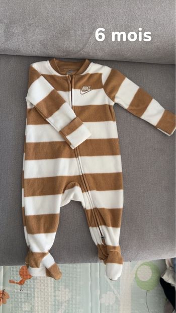 Pyjama Nike chaud (6mois)