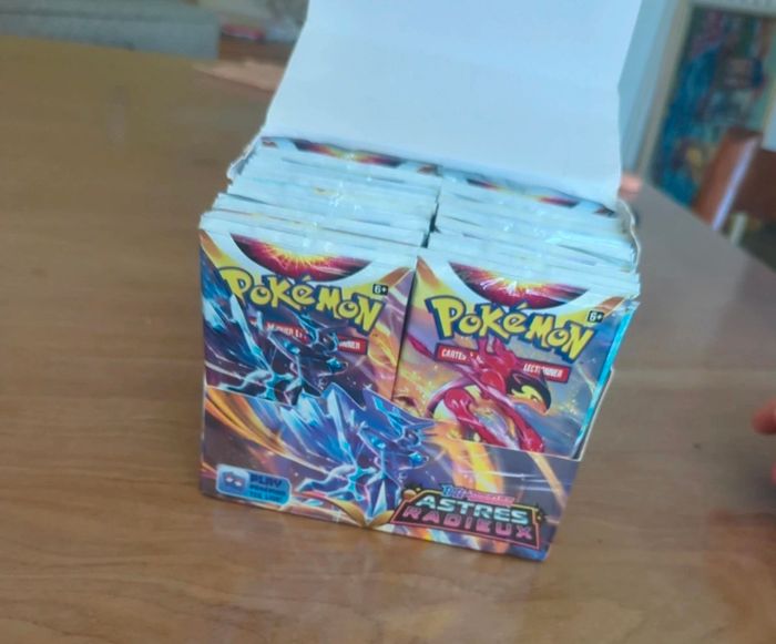 Display pokémon non officielle ⚠️ - photo numéro 3