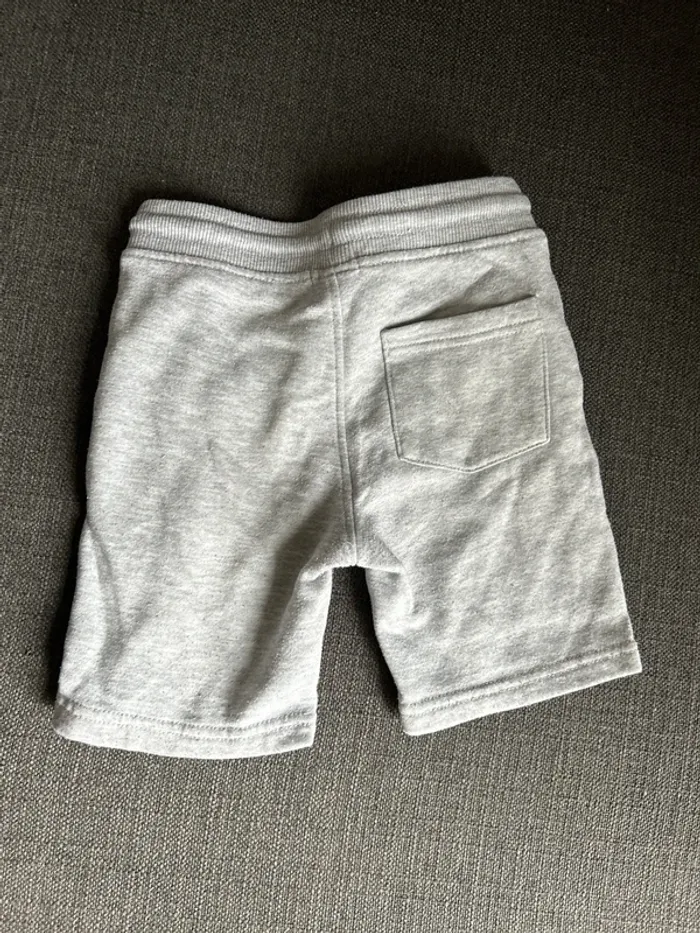 Short garçon - photo numéro 3