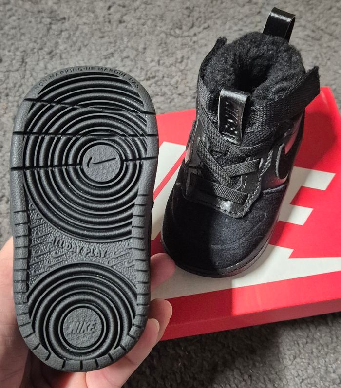 Nike bébé - photo numéro 3