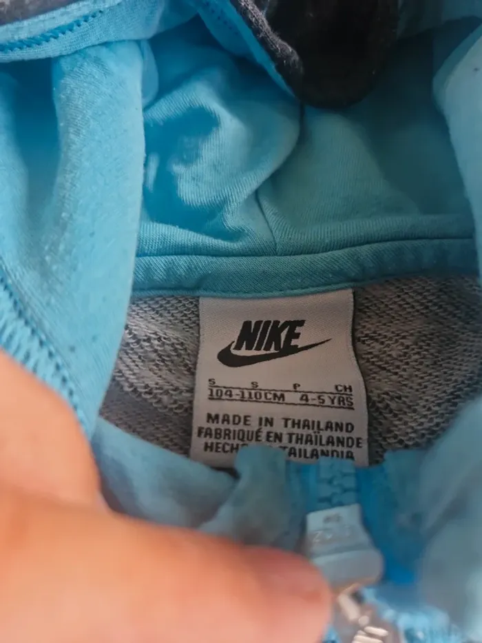 Sweat 4-5 ans - photo numéro 2