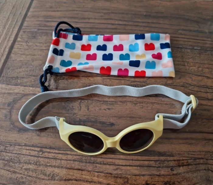 Lunette de soleil bébé