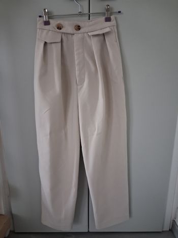 Pantalon chino ecru