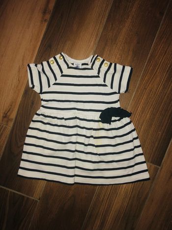 Robe rayée petit bateau portée une fois