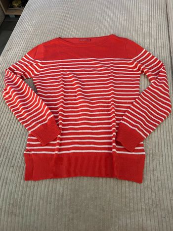 Pull léger à rayure
