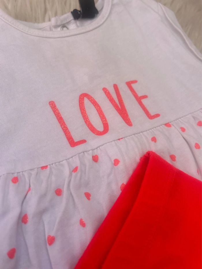 Fille 👧🏻 Ensemble kiabi d’été taille 6 mois - robe/tunique + legging short - photo numéro 3