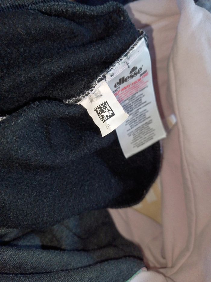 Mini sweat à capuche court ellesse taille 36 - photo numéro 9