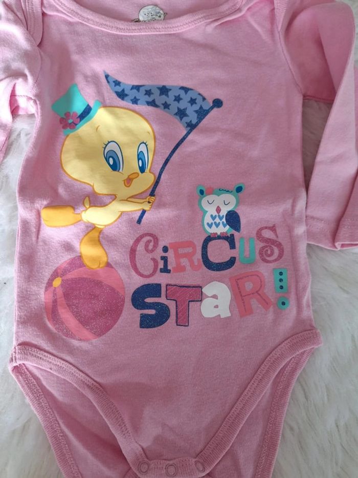 Lot bodies 12 mois Loney Tunes - photo numéro 2