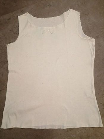 Débardeur blanc avec broderies taille 38 RAY-TISS