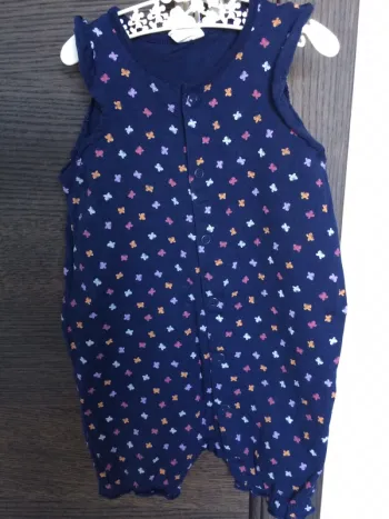 Lot de deux Pyjamas été 6-9 mois fille