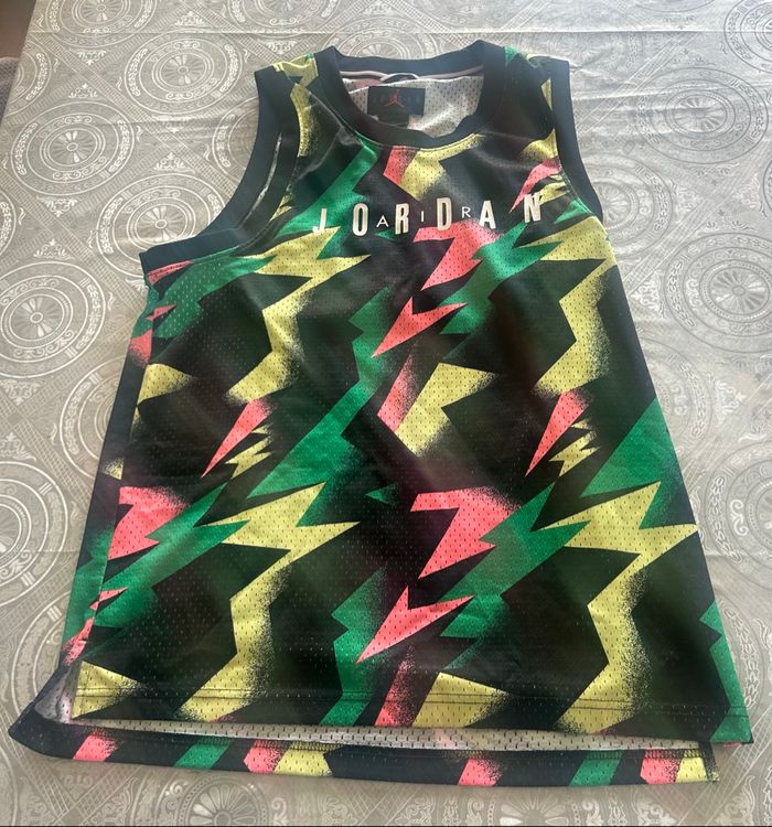 Maillot Jordan taille S/M comme neuf très bon état