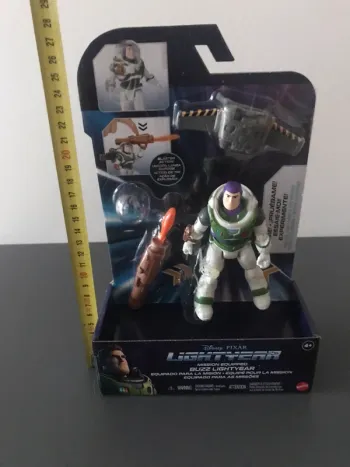 Figurine buzz l’éclair équipé pour la mission mattel neuf