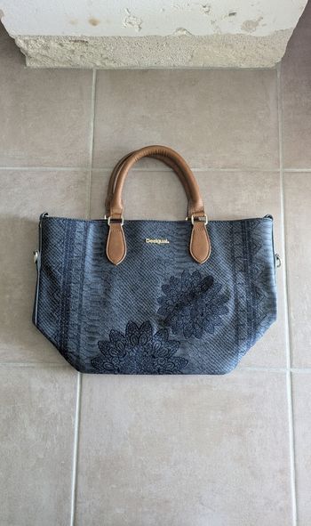 🔹sac à main motifs fleuris 