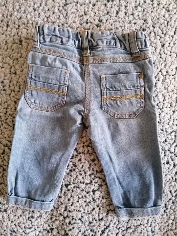 Jeans fille taille 6 mois - photo numéro 2