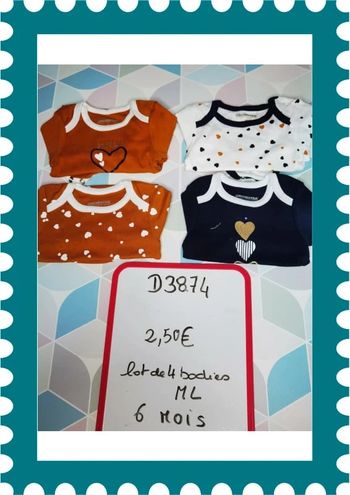 D3874 - lot de 4 bodies fille 6 mois