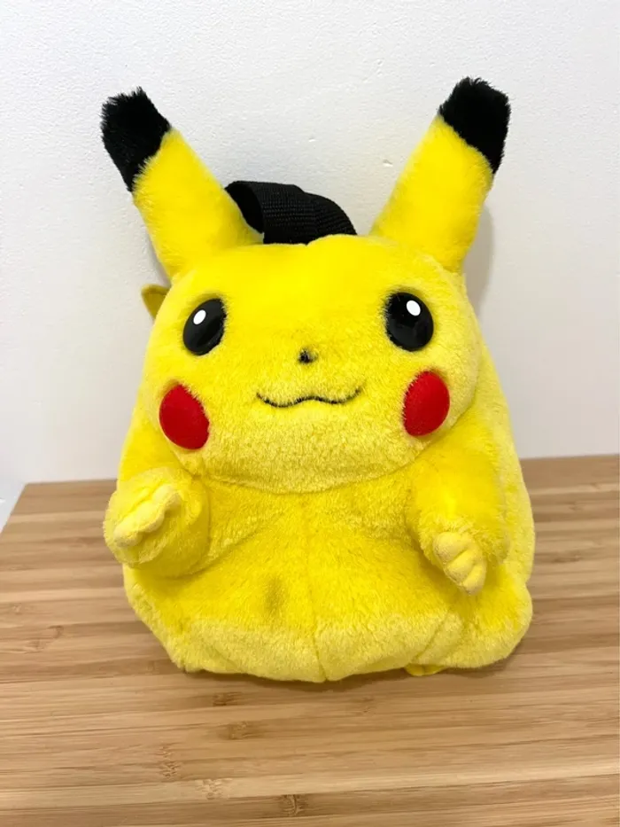 Sac peluche Pikachu