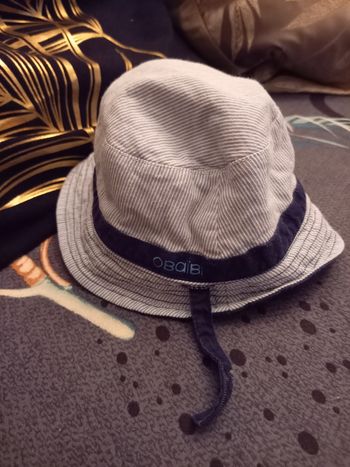 Chapeau réversible bleu marine 3/6 mois