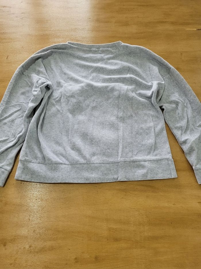 Pull chaud - photo numéro 2