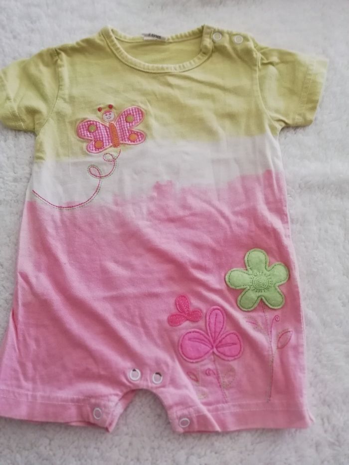 Combi short fille 3 mois vert et rose