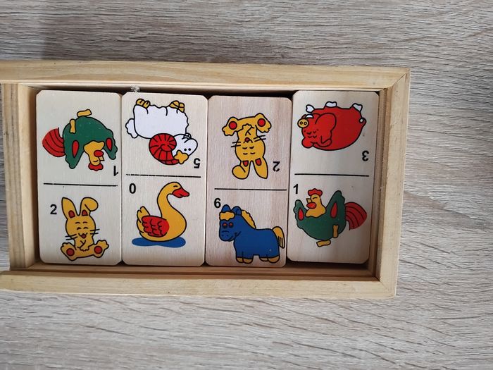 Domino en bois - photo numéro 2