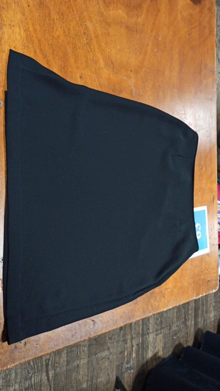 Jupe noire Promod taille 40 - photo numéro 2