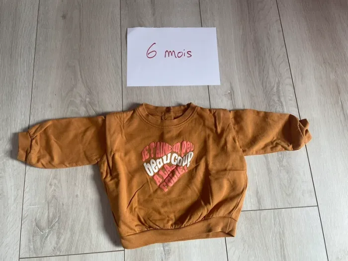 Sweats 6 mois - photo numéro 3