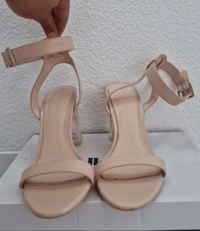 Talon bershka - photo numéro 2